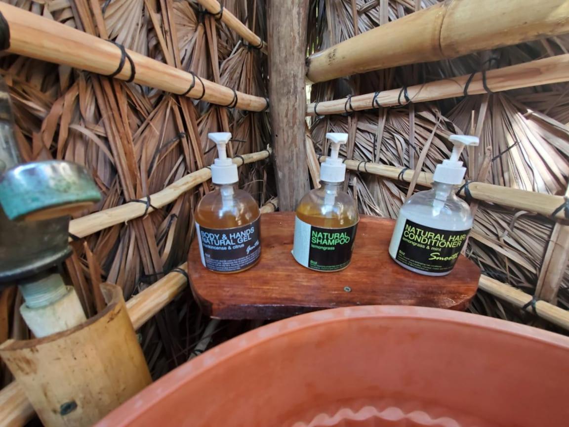 ליטל קורן איילנד Derek'S Place Eco-Lodge מראה חיצוני תמונה